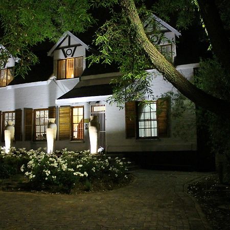 3 Liebeloft Guest House Іденвейл Екстер'єр фото