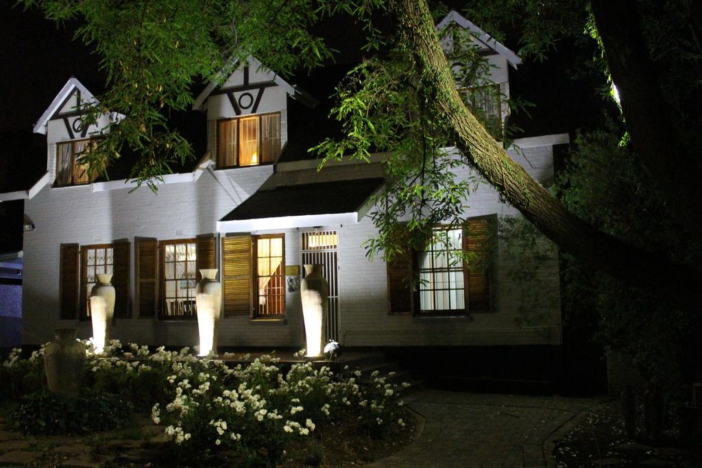 3 Liebeloft Guest House Іденвейл Екстер'єр фото